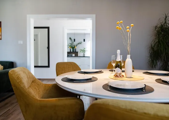 Superior Apartment Sincic