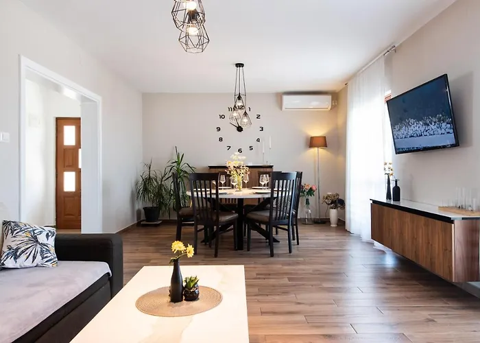 Superior Apartment Sincic